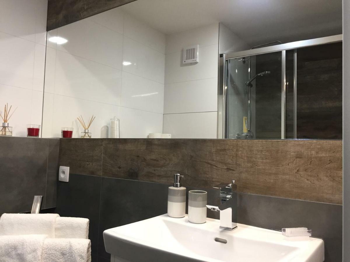 Rovna 7 Apartment โปปรัด ภายนอก รูปภาพ
